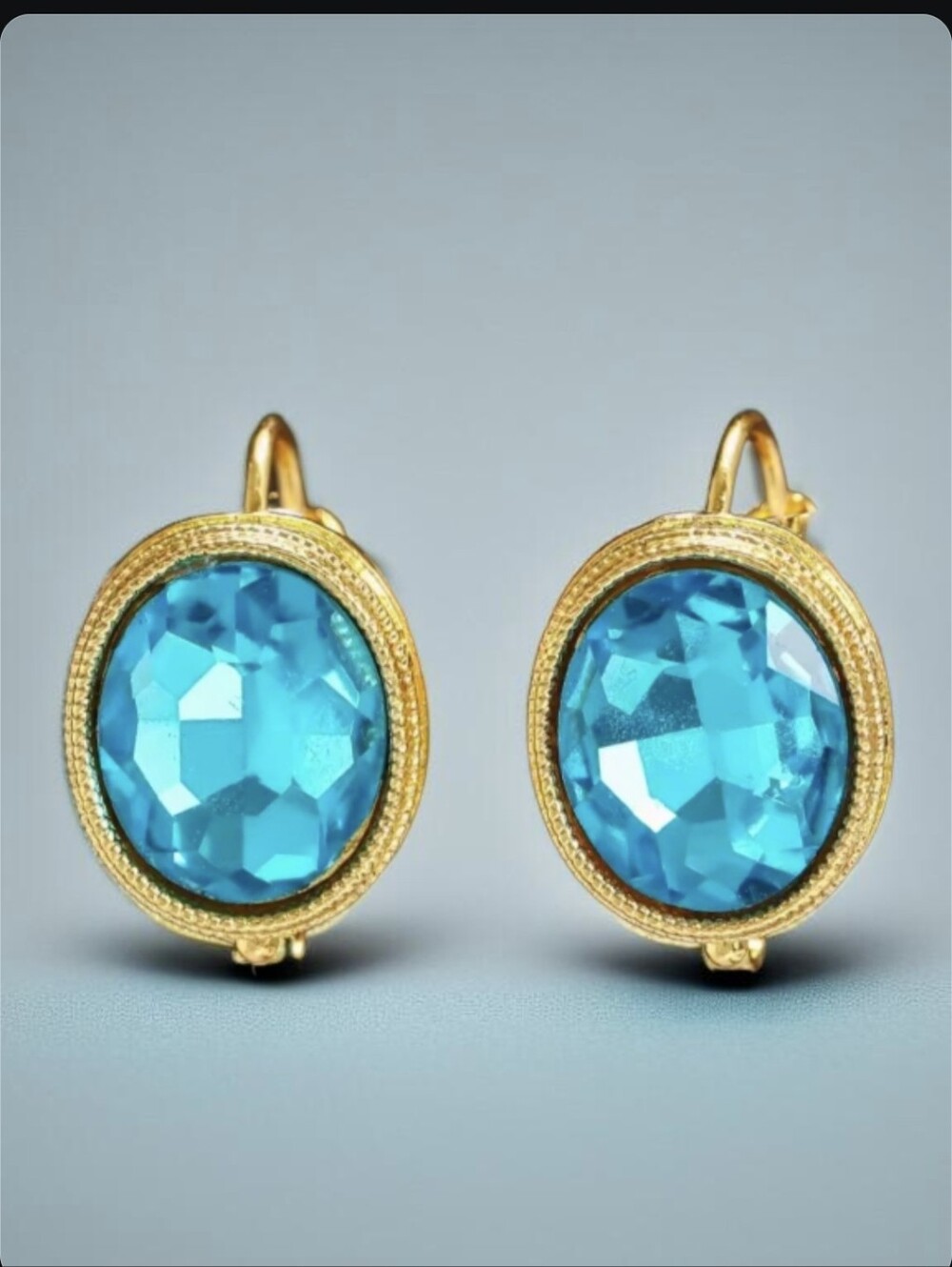 18k Gold Plated Oval Blue Topaz Crystal Earrings New - Picture 3 of 3